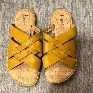 Size 7 BOC slide sandals beautiful golden color, cute and comfy.